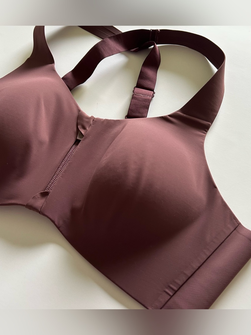 Knix Catalyst Front Zip Molded Wireless Sports Bra - Picture 4 of 9